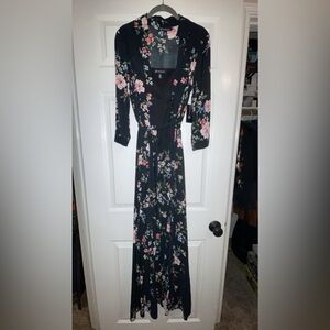 Beautiful long/long sleeve floral fall dress size 6